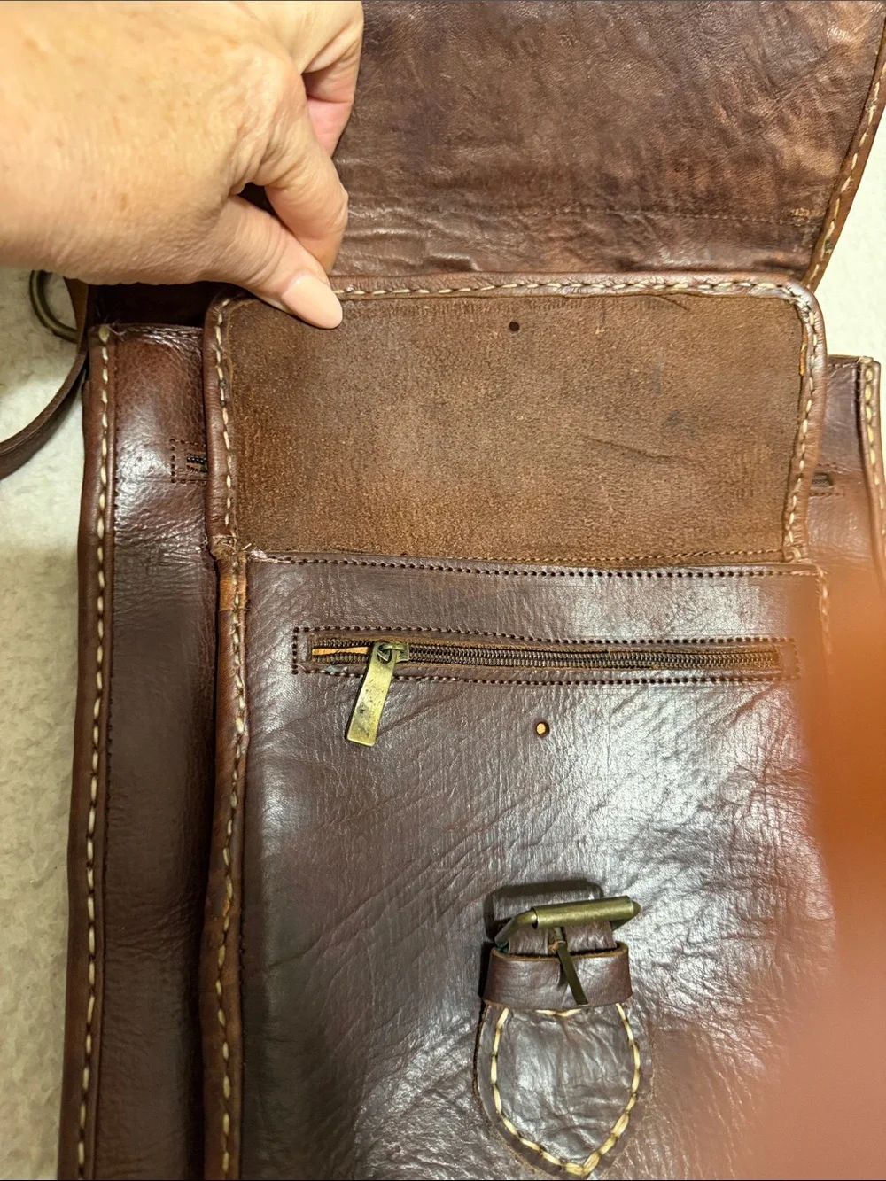 Classic Brown Leather Crossbody Messenger Bag